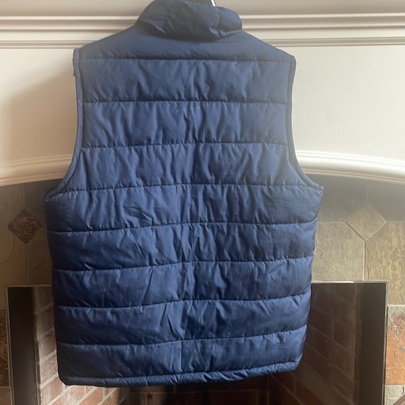 Gap Vest- Navy- Size Medium- Excellent Condition - Picture 4 of 4